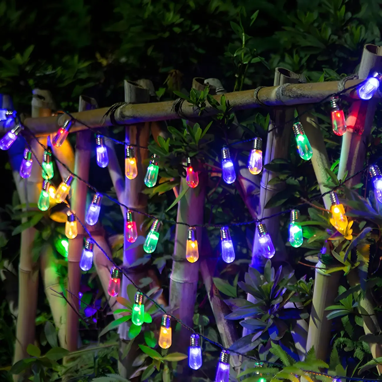 Colorful Clear Bulb Solar Outdoor String Light Image - 5