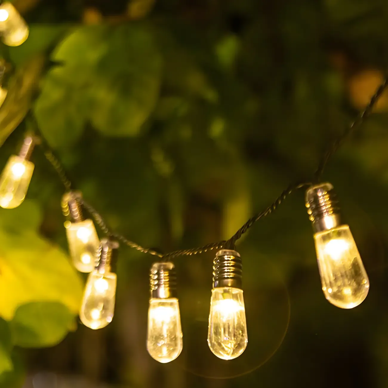 Colorful Clear Bulb Solar Outdoor String Light Image - 2