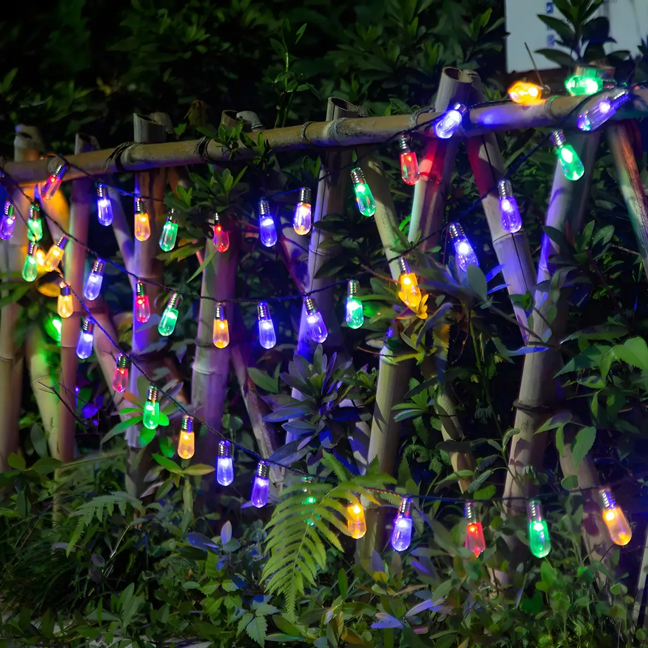 Colorful Clear Bulb Solar Outdoor String Light Image - 6