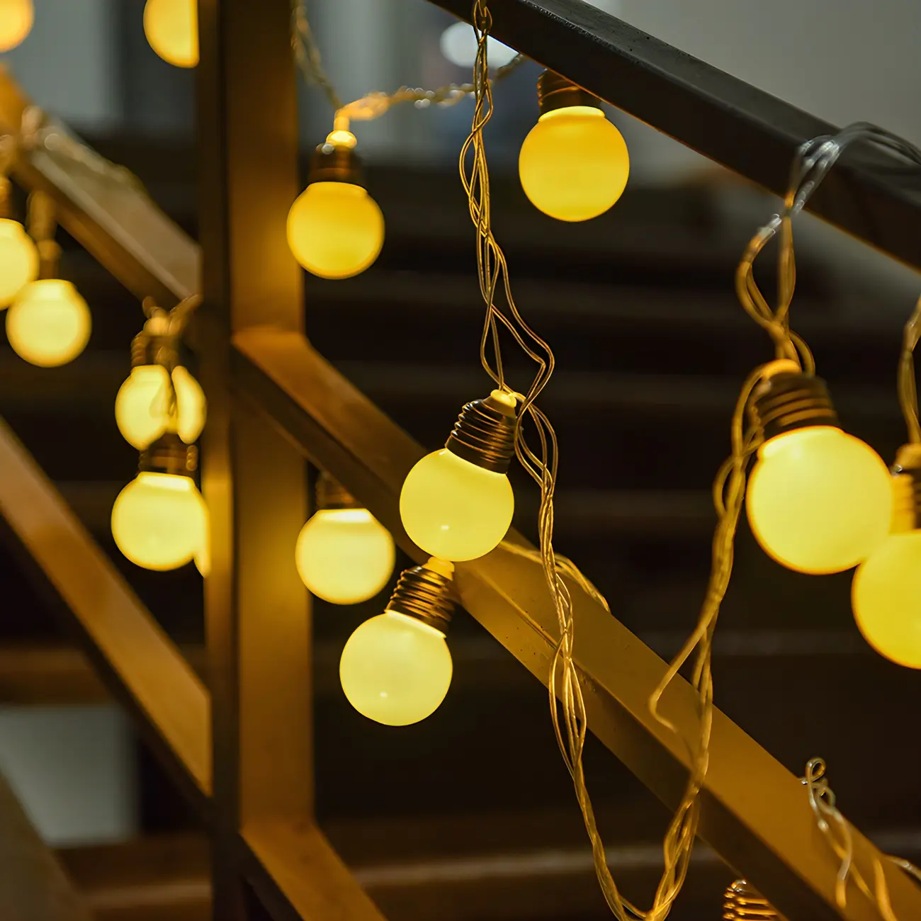Modern LED Bulbs Warm White String Light Image - 3 | homeyfad