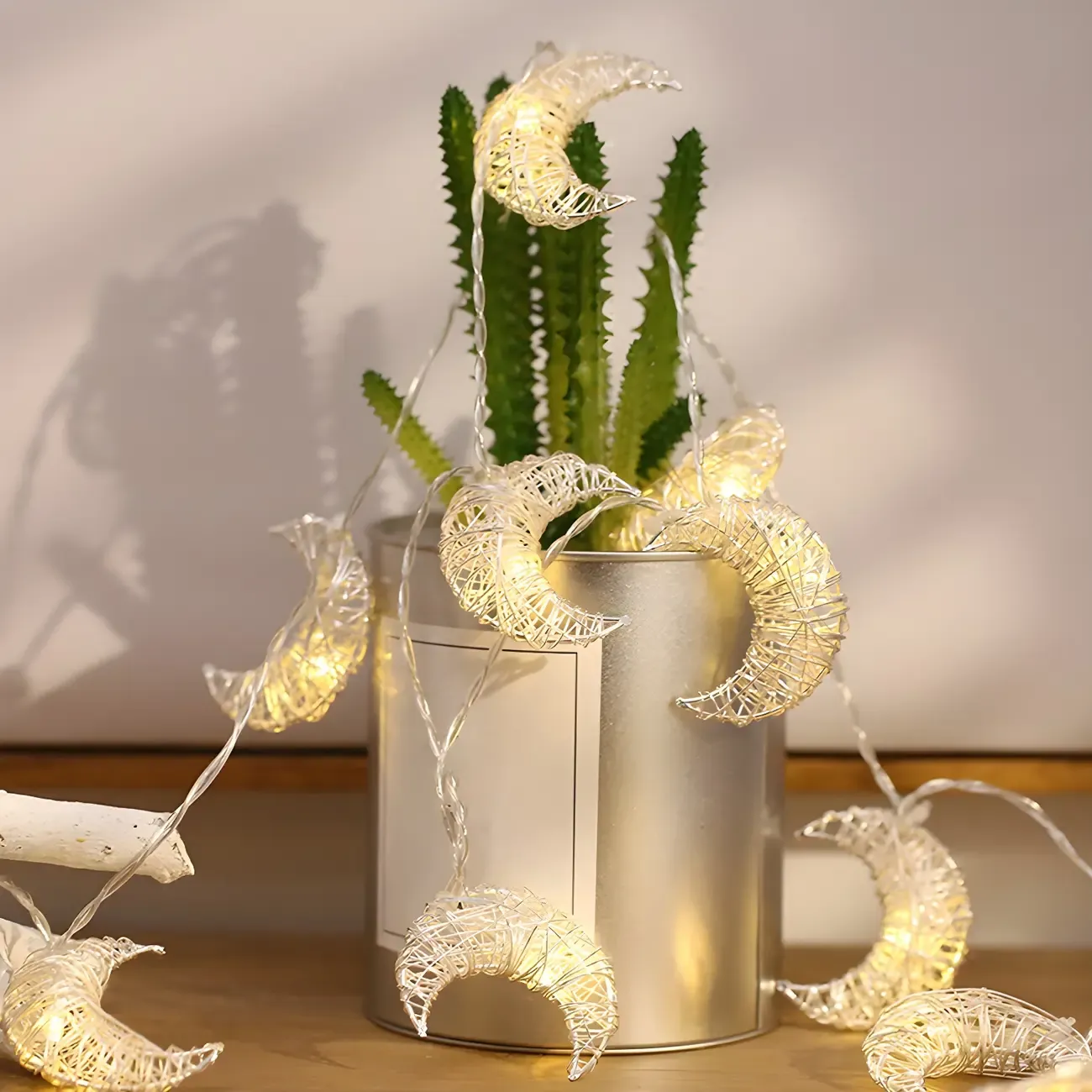 Ethereal White Weaving Crescent Battery String Lamp Image - 5
