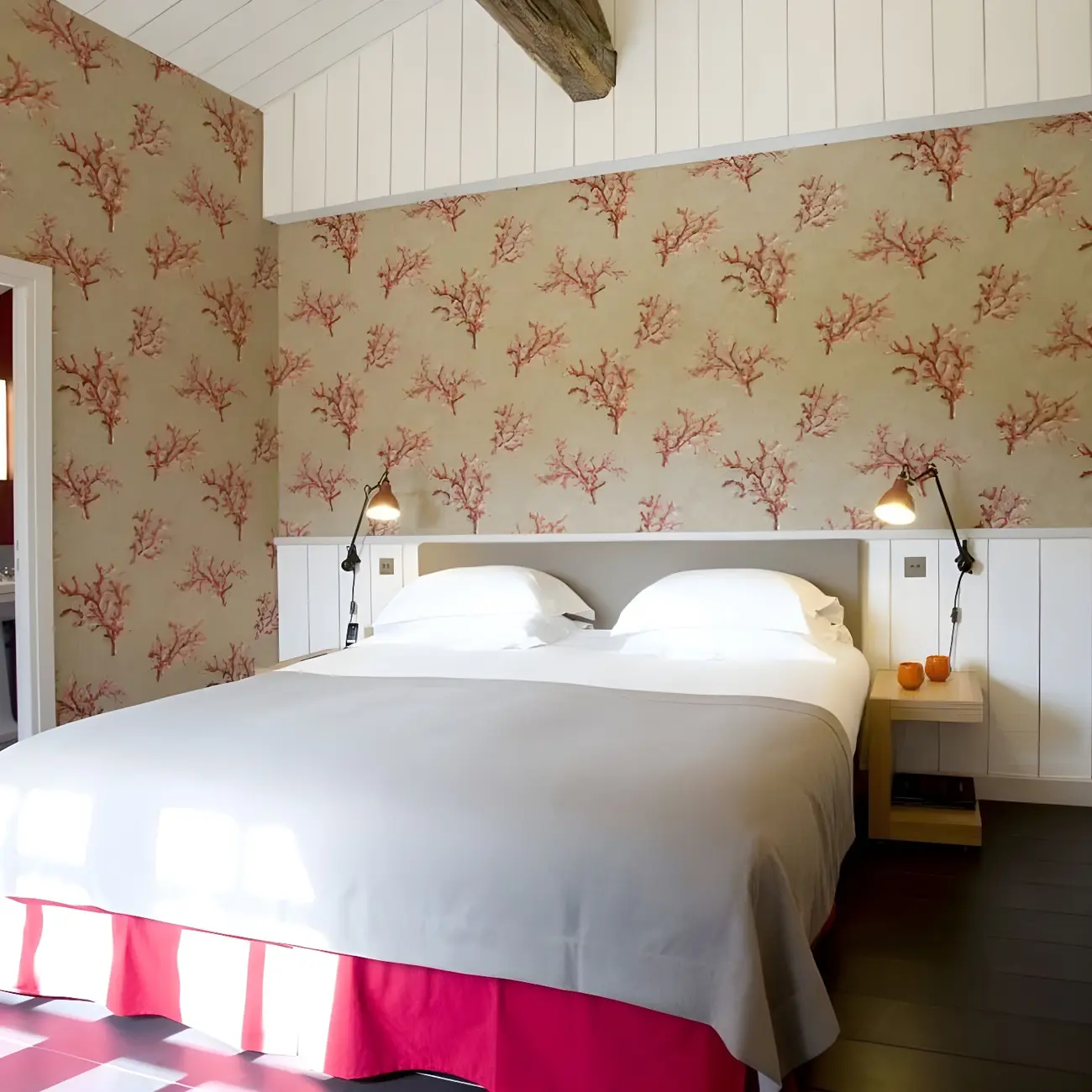 Industrial Metal Black Adjustable Swing Arm Wall Light Image - 8 | homeyfad