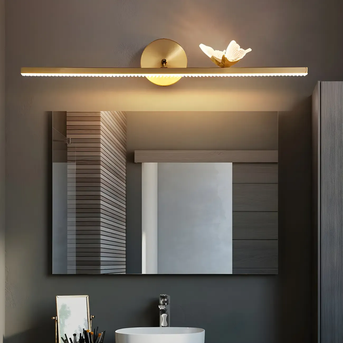 Elegant Linear LED Vanity Light with Gold Accent for Bathroom Image - 2
