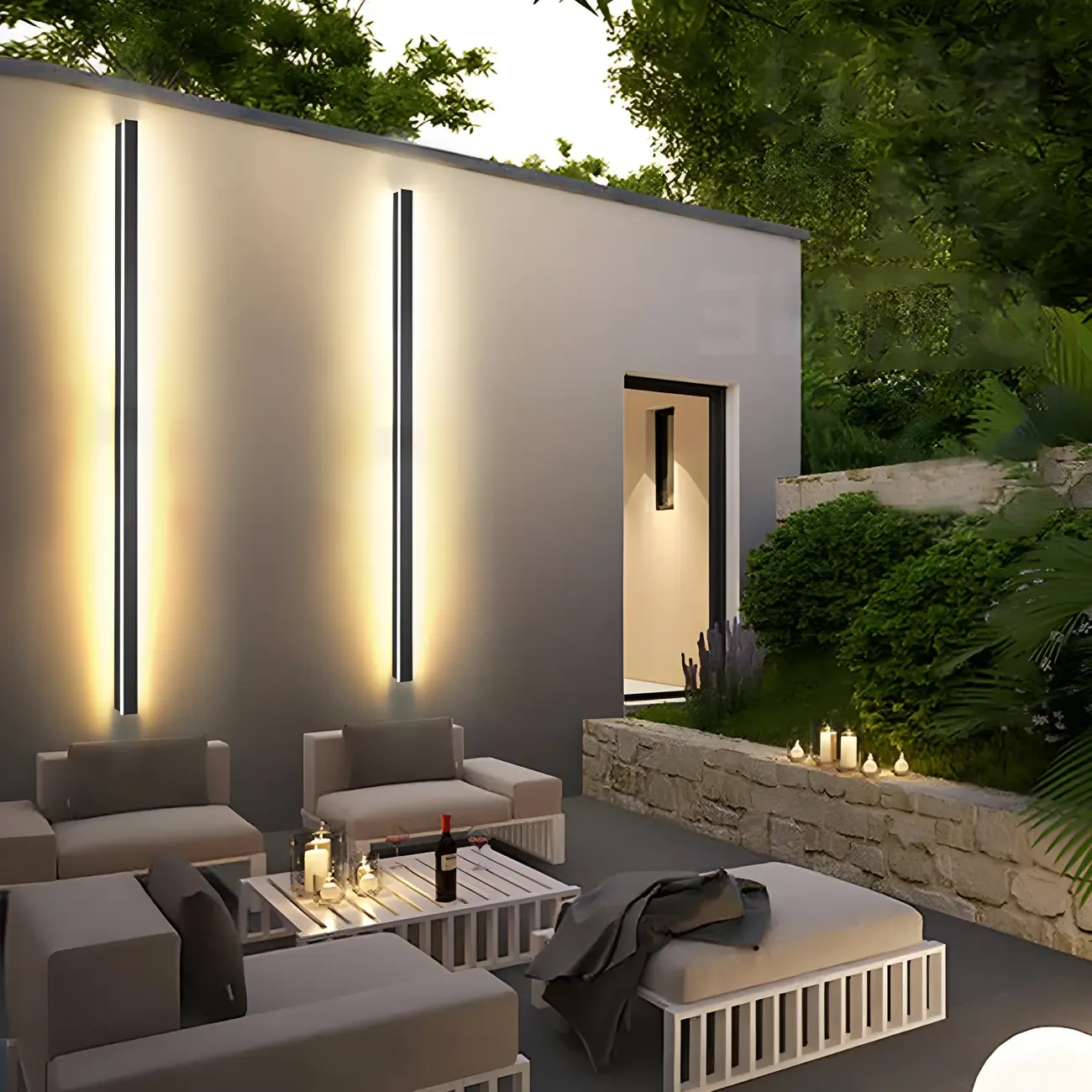 Modern Metal Black Linear Outdoor LED Wall Light Fixture Image - 1