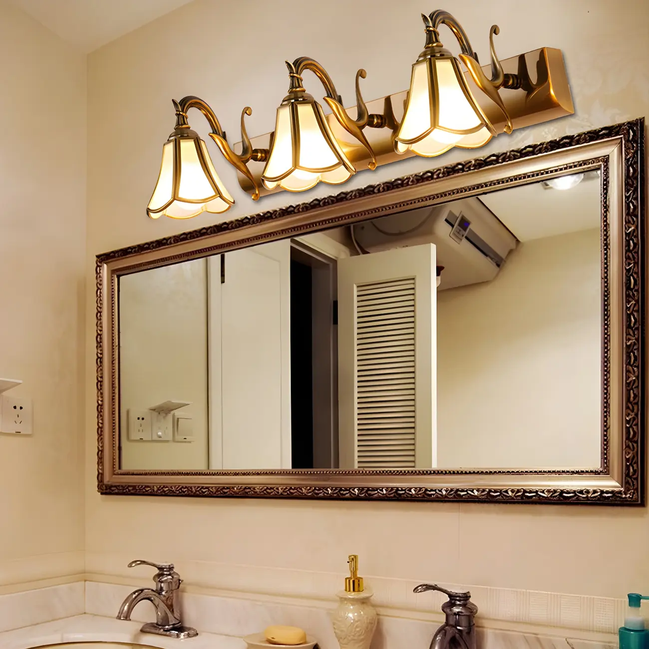 Traditional Brass Vanity Light with Bloom Shape for Bathroom Image - 2 | homeyfad