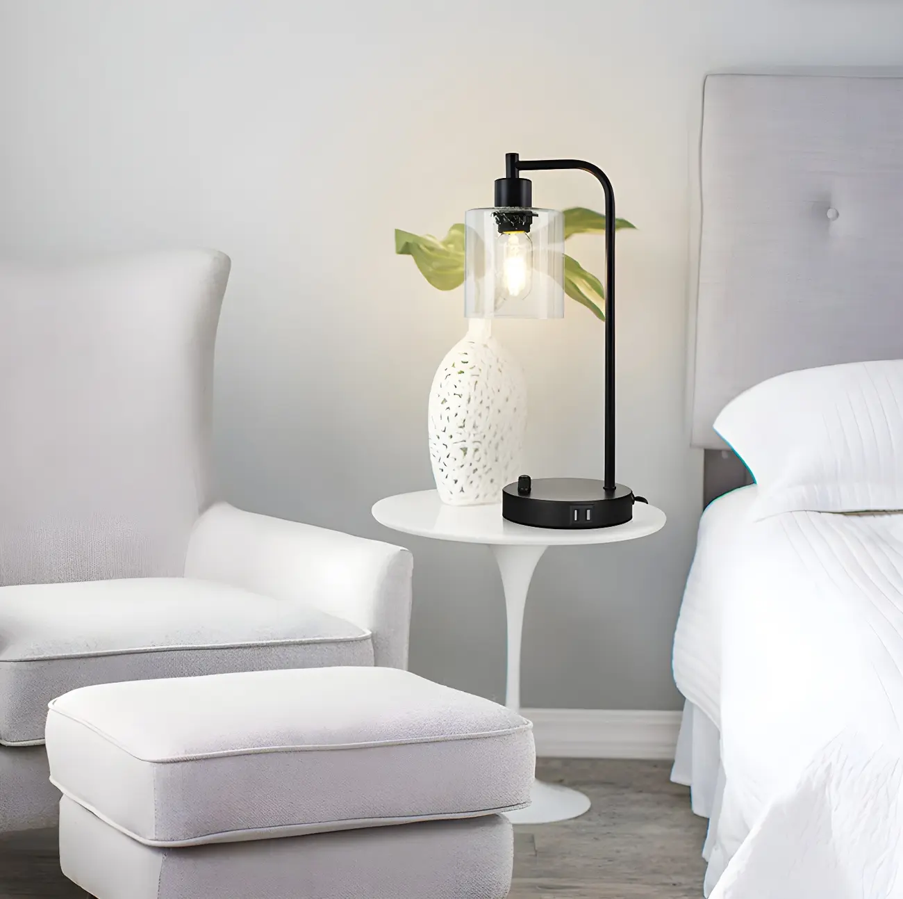 Simple Black Metal Glass Barrel Table Lamp with Touch Switch Image - 12 | homeyfad