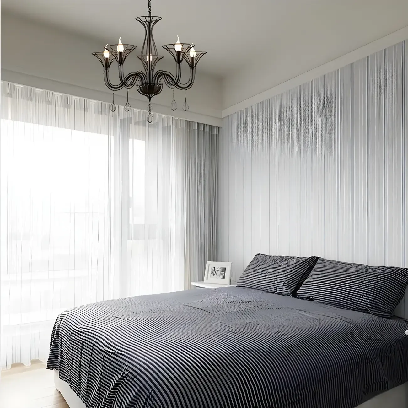 Black Metal Curved Design Modern Chandelier Fixture