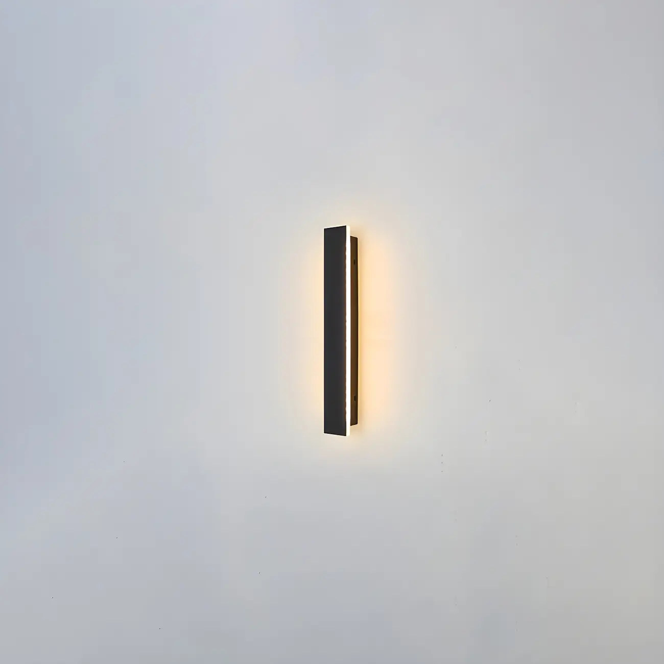 Modern Metal Black Linear LED Outdoor Wall Light | homeyfad