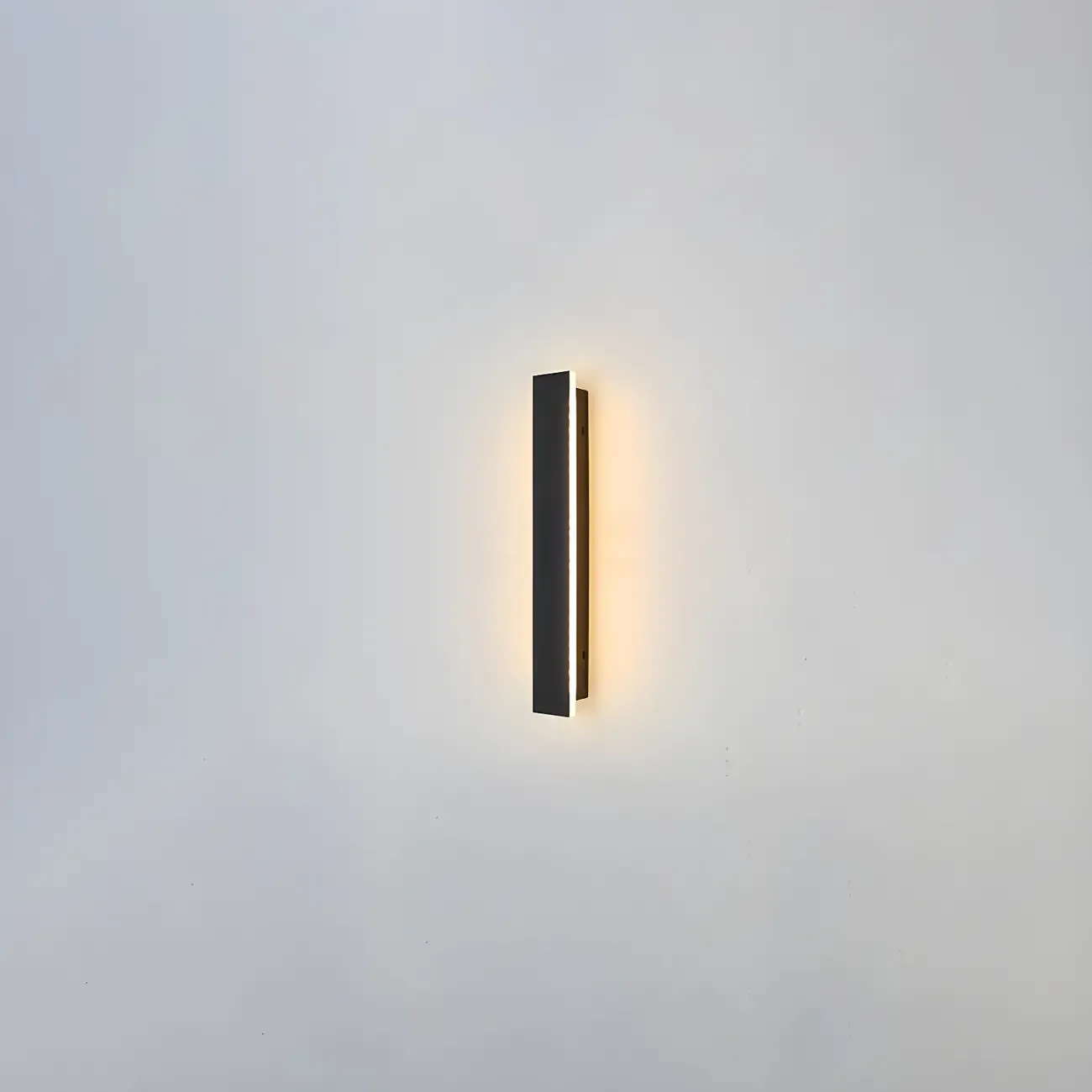 Modern Metal Black Linear LED Outdoor Wall Light