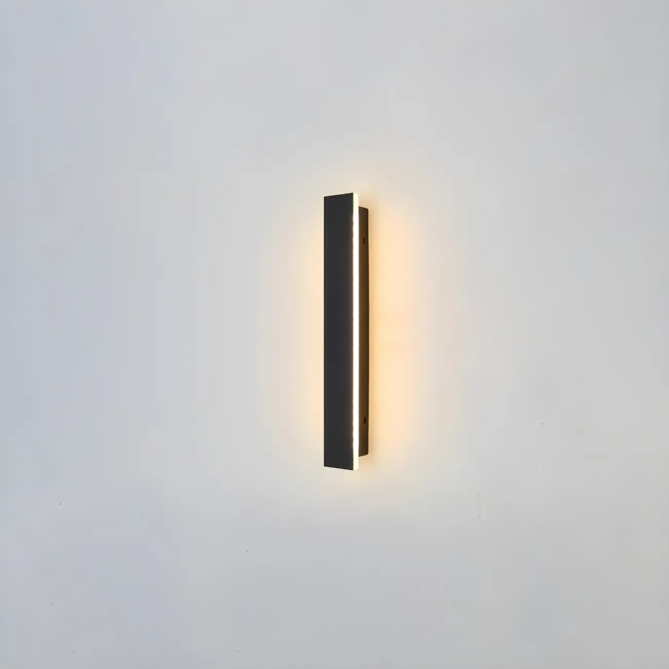Modern Metal Black Linear LED Outdoor Wall Light