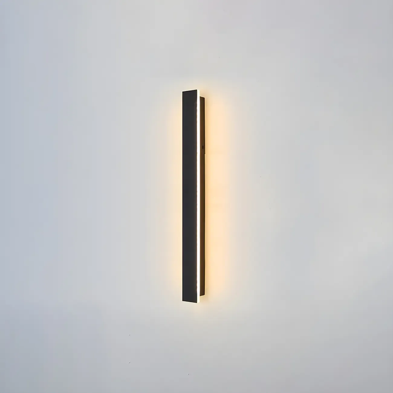 Modern Metal Black Linear LED Outdoor Wall Light