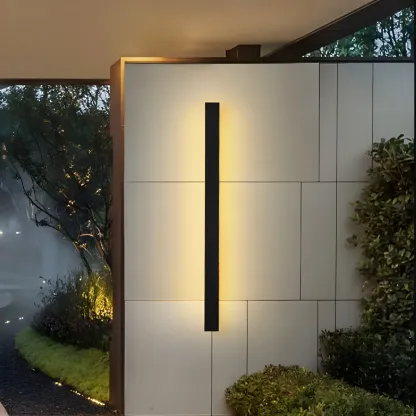 Modern Metal Black Linear LED Outdoor Wall Light