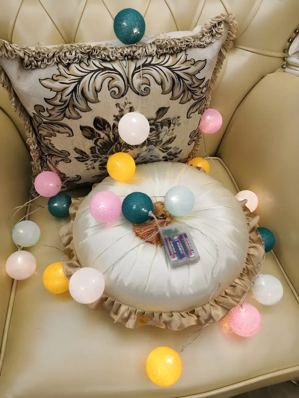 Colorful Rope Wrapped Ball LED Festive String Light Image - 2