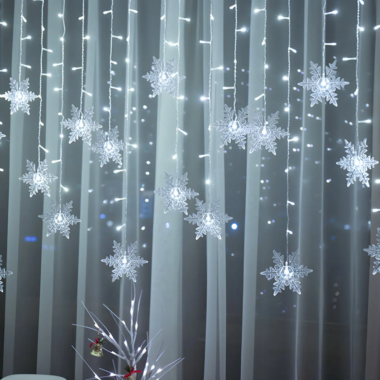 Snowflake Multicolor Plastic Curtain String Light Image - 4 | homeyfad