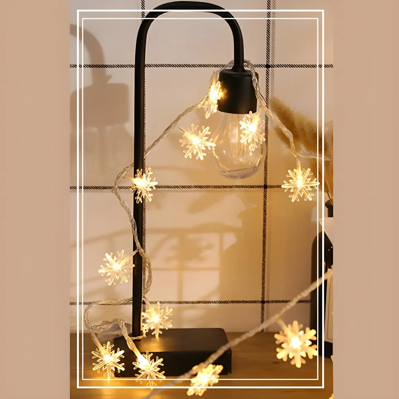 Battery Snowflake LED Warm White String Light Image - 4