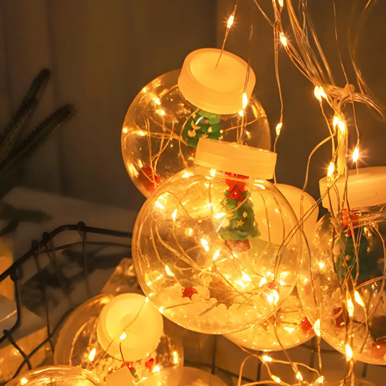 Nordic Wishing Ball Plastic 12-Light String Lamp Image - 3
