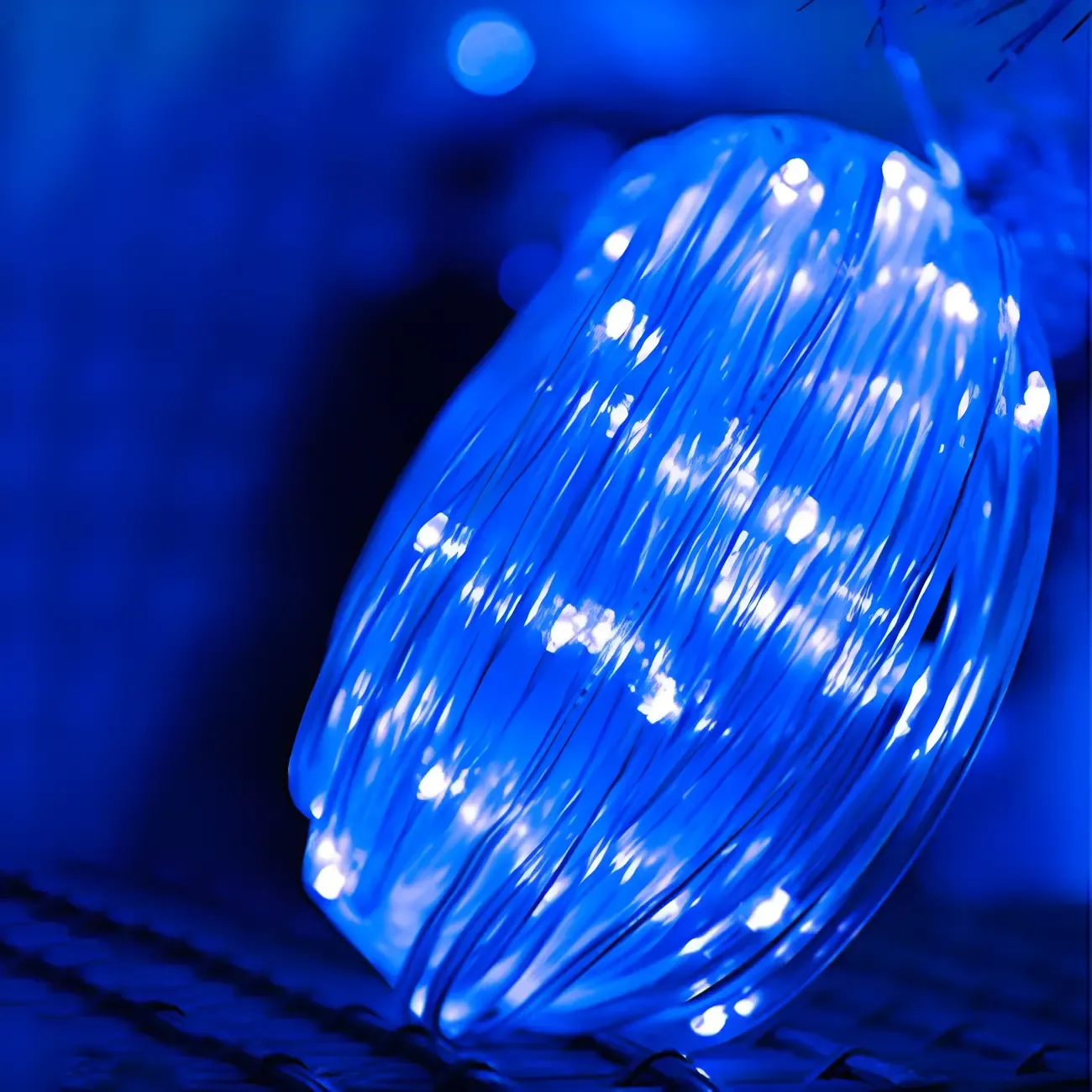 Solar Multicolor Transparent LED Rope String Light Image - 9