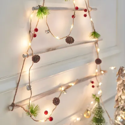Festive Garland 20-Light LED String Light Image - 1