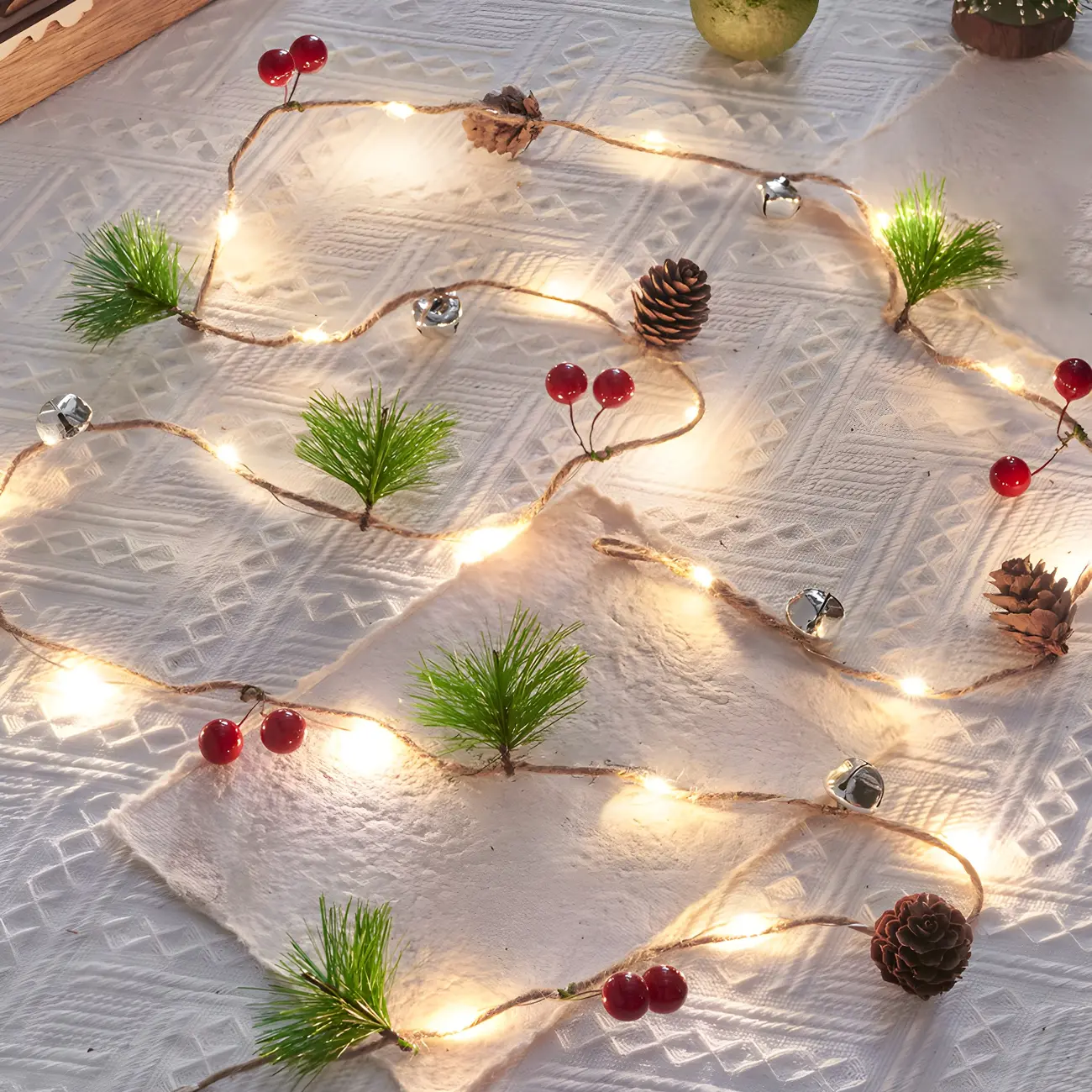 Festive Garland 20-Light LED String Light Image - 6 | homeyfad