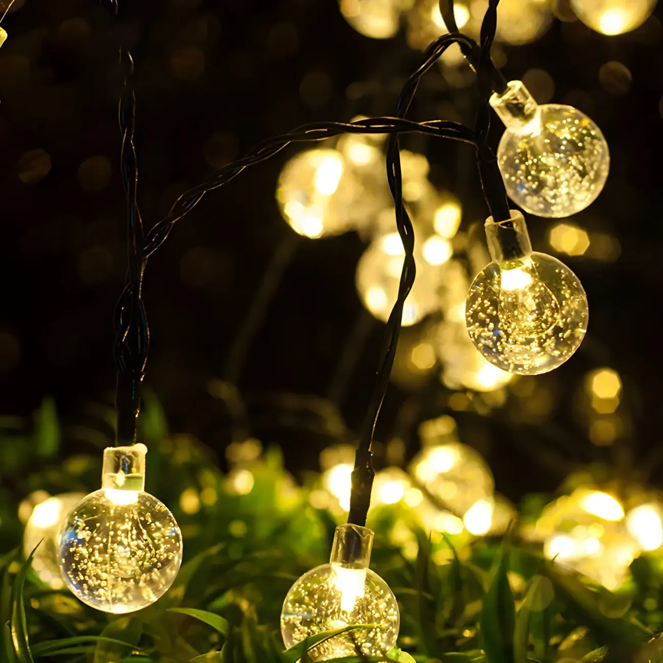 Solar Black Cord Globe Bulb Waterproof String Light Image - 4
