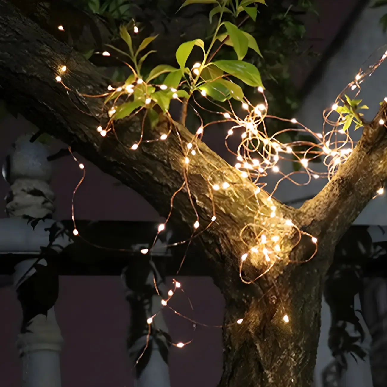 Solar Black Cord Globe Bulb Waterproof String Light Image - 6
