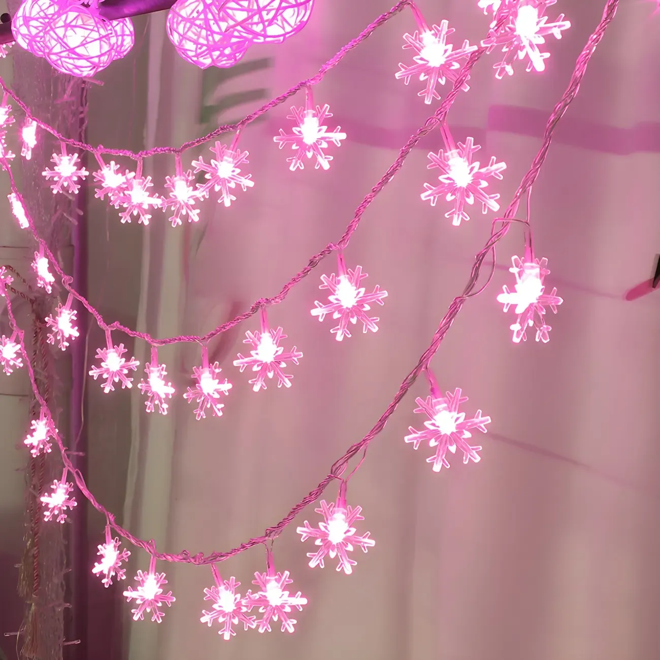 Snowflake Color-Changing LED Colorful String Light Image - 12