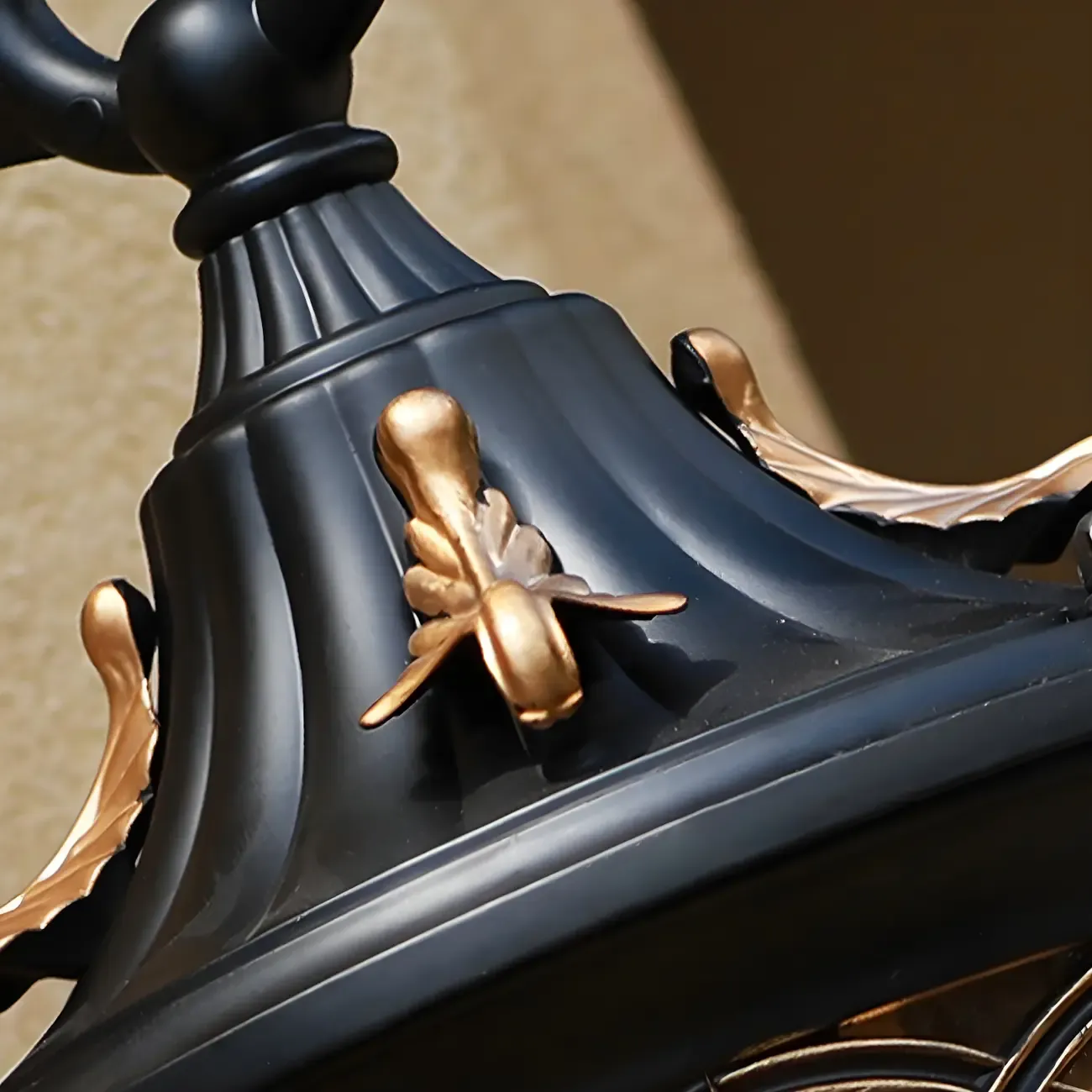 Waterproof Vintage Outdoor Bronze Wall Lantern Sconce  Image - 7