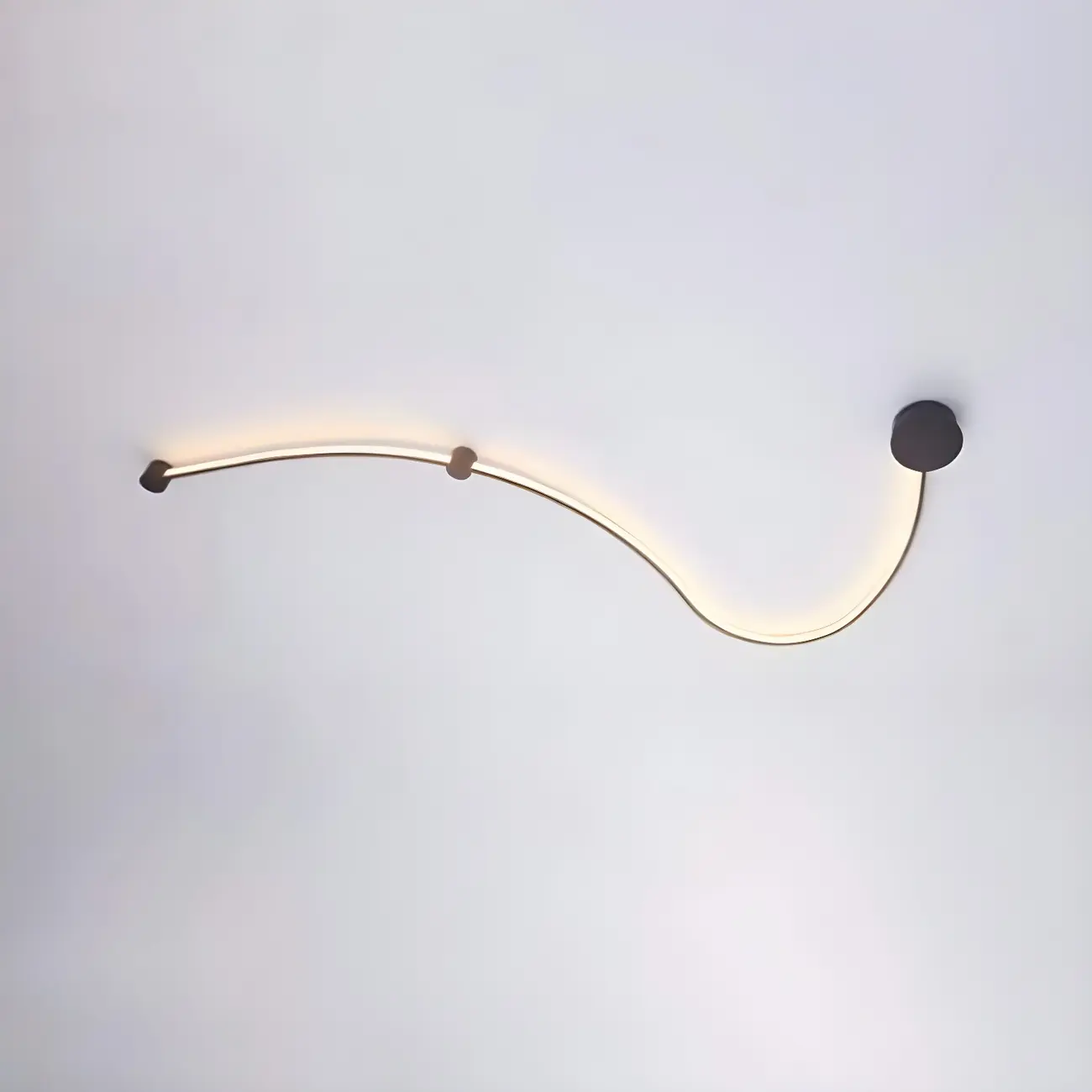 Unique Black Linear Flowing LED Wall Sconce for Living Room | homeyfad