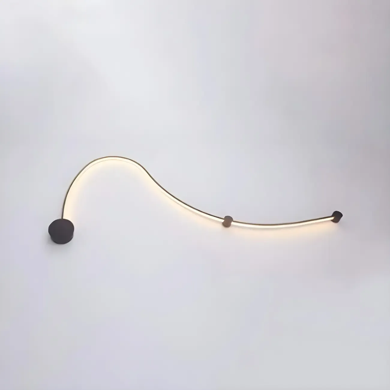 Unique Black Linear Flowing LED Wall Sconce for Living Room