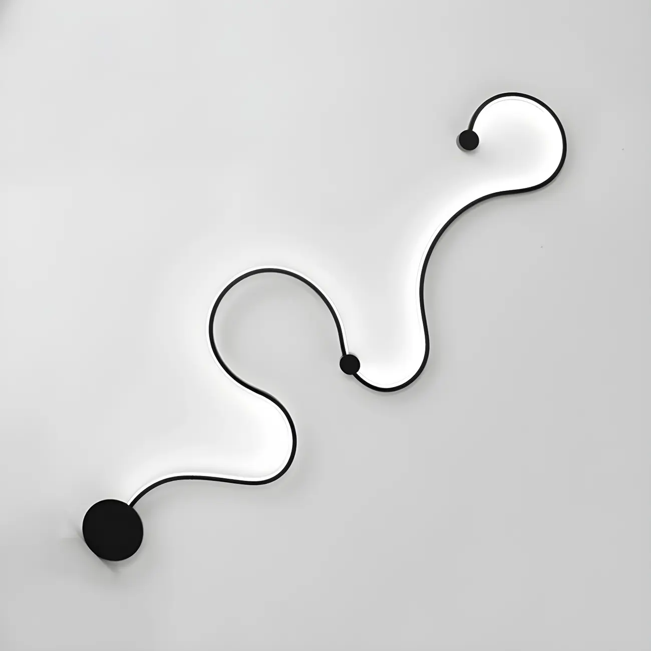 Unique Black Linear Flowing LED Wall Sconce for Living Room | homeyfad