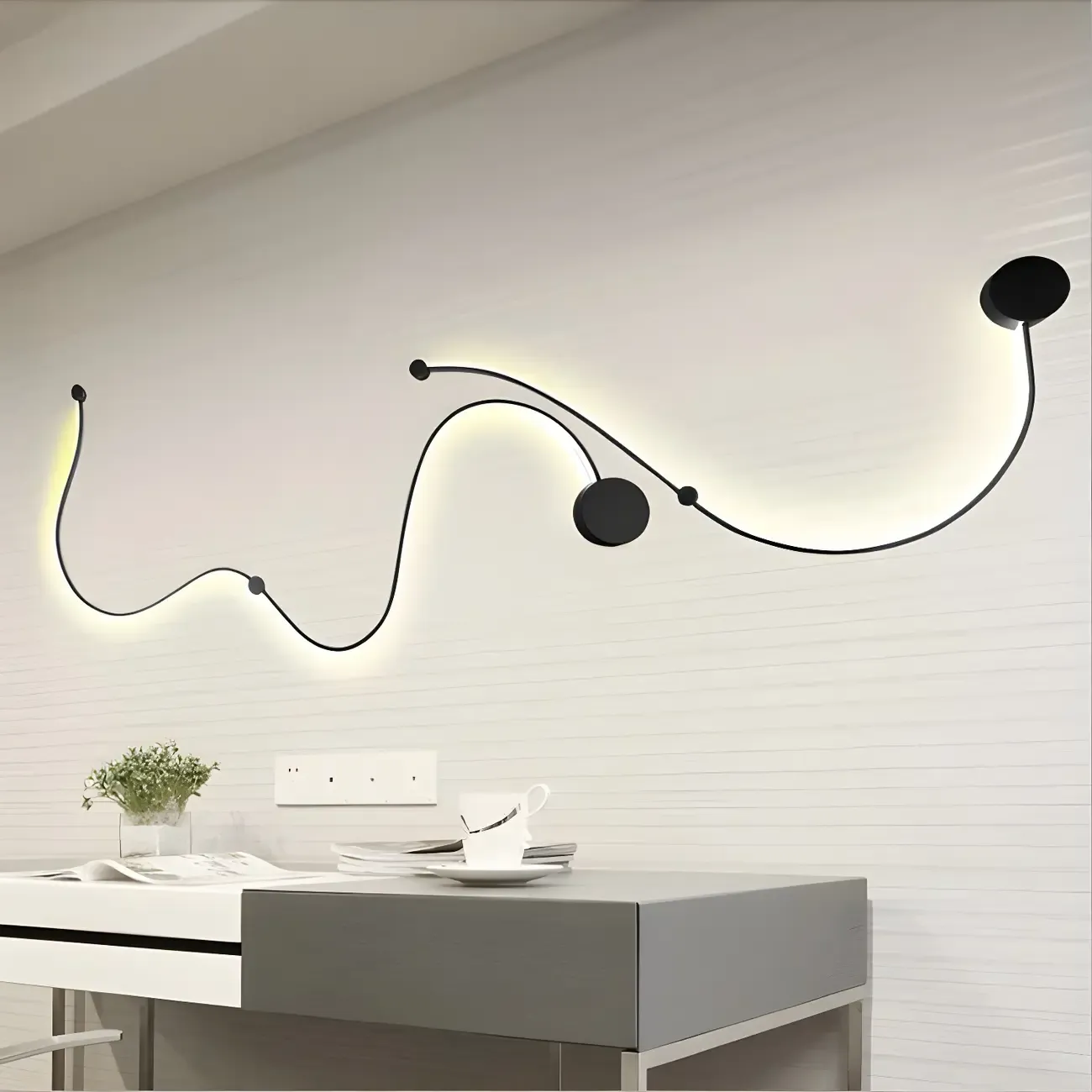 Unique Black Linear Flowing LED Wall Sconce for Living Room