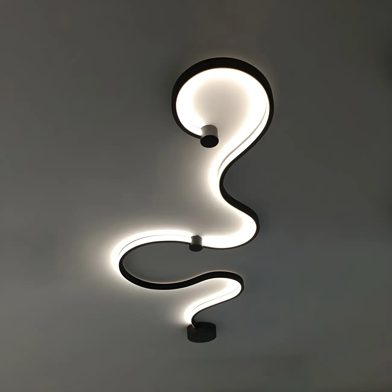 Unique Black Linear Flowing LED Wall Sconce for Living Room | homeyfad