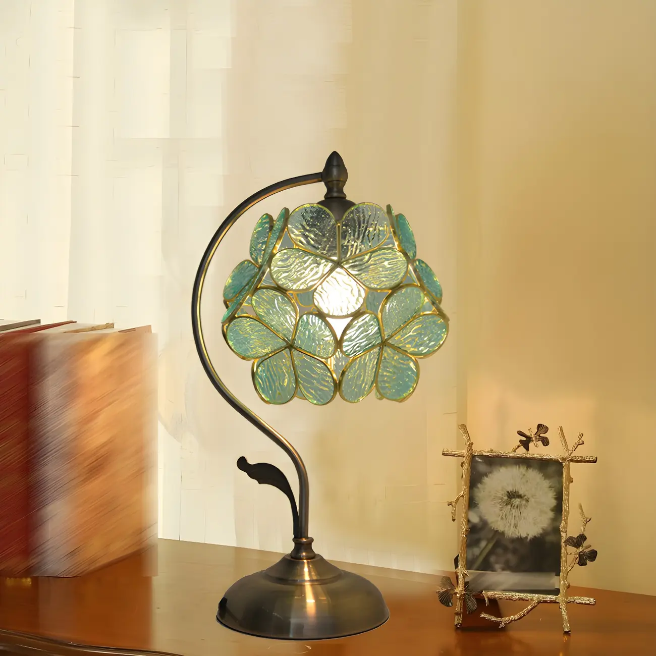 Vintage Stained Glass Flower Petal Table Lamp  Image - 4 | homeyfad