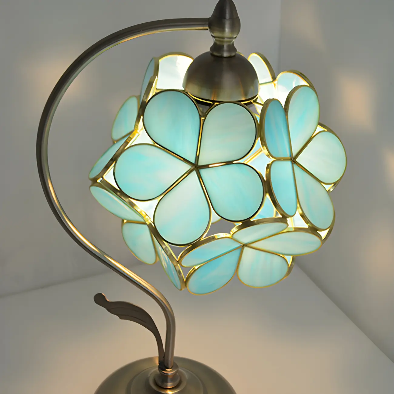 Vintage Stained Glass Flower Petal Table Lamp  Image - 11 | homeyfad