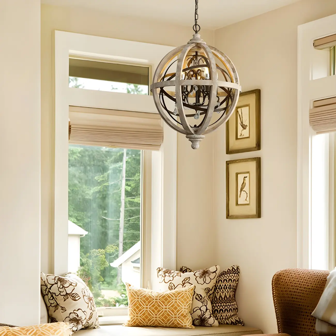 Rustic Wooden 3-Light Orb Candelabra with Crystal Deco Image - 2 | homeyfad