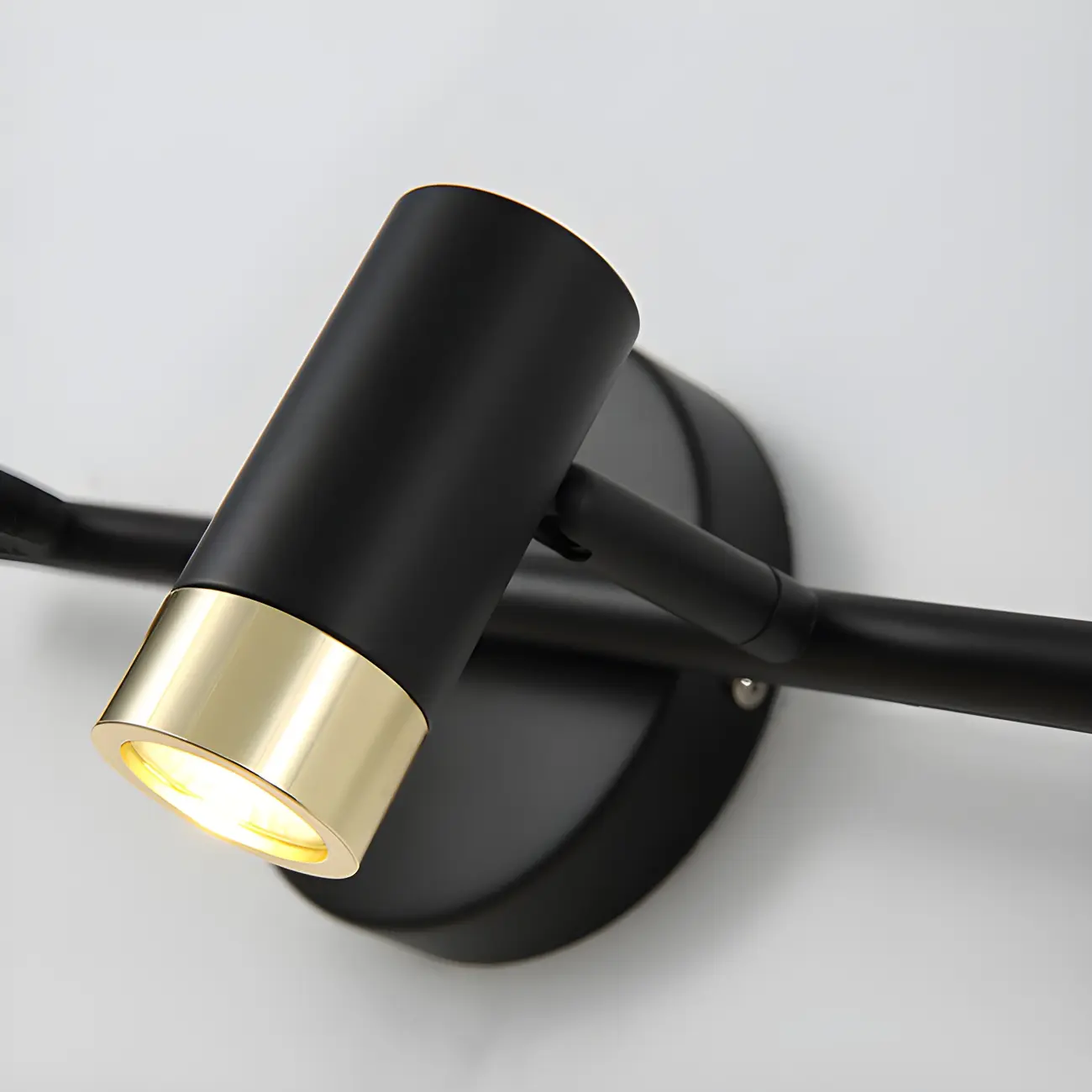 Modern Cylinder Metal Vanity Lamp for Bathroom Lighting | homeyfad