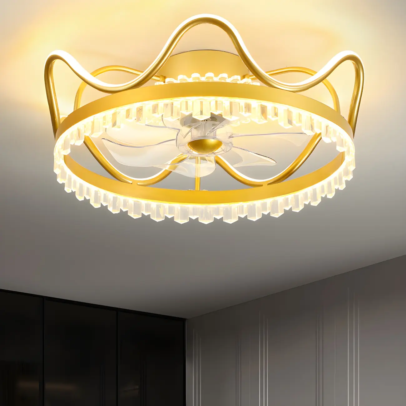 Kids Room Crown-Shaped LED Ceiling Fan with Light Image - 1 | homeyfad