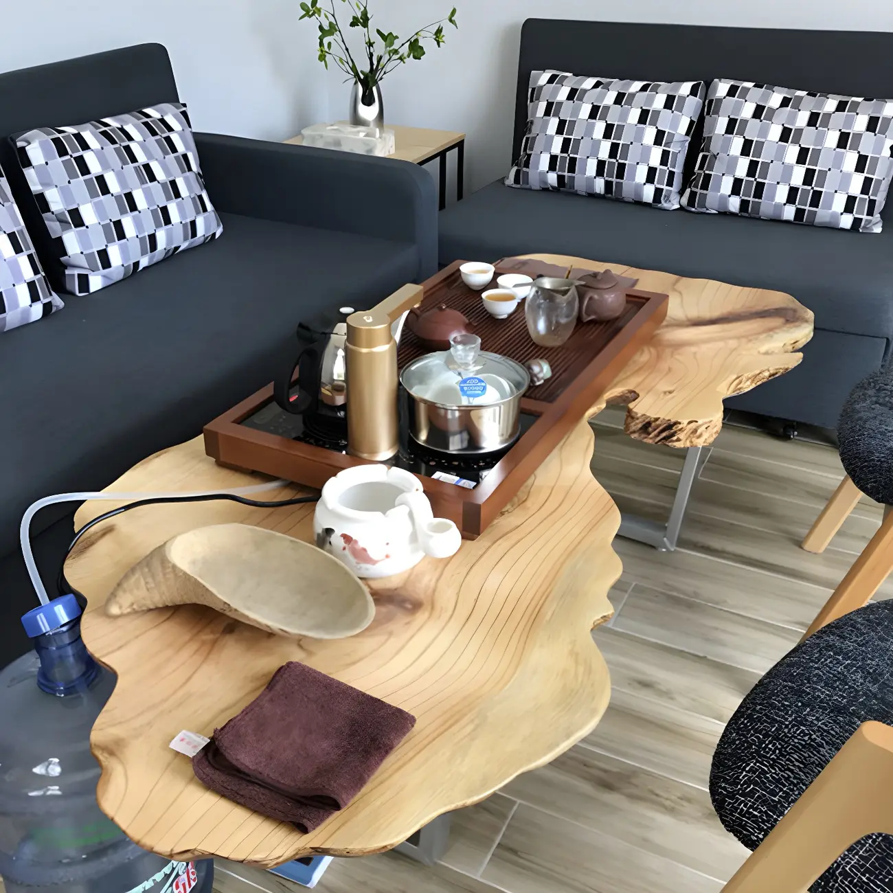 Geometric Modern Red Wood Top Steel Base Coffee Table Image - 5 | homeyfad