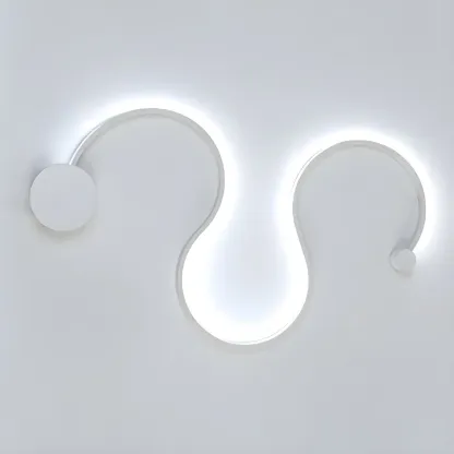 Modern Linear Abstract LED Wall Sconce for Residential Use