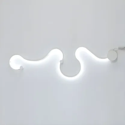 Modern Linear Abstract LED Wall Sconce for Residential Use