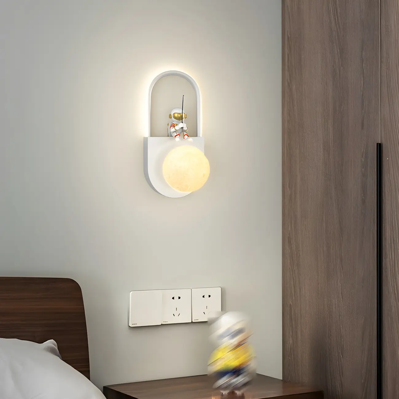 Mini Dimmable Circular LED Wall Sconce for Kids Bedroom  | homeyfad