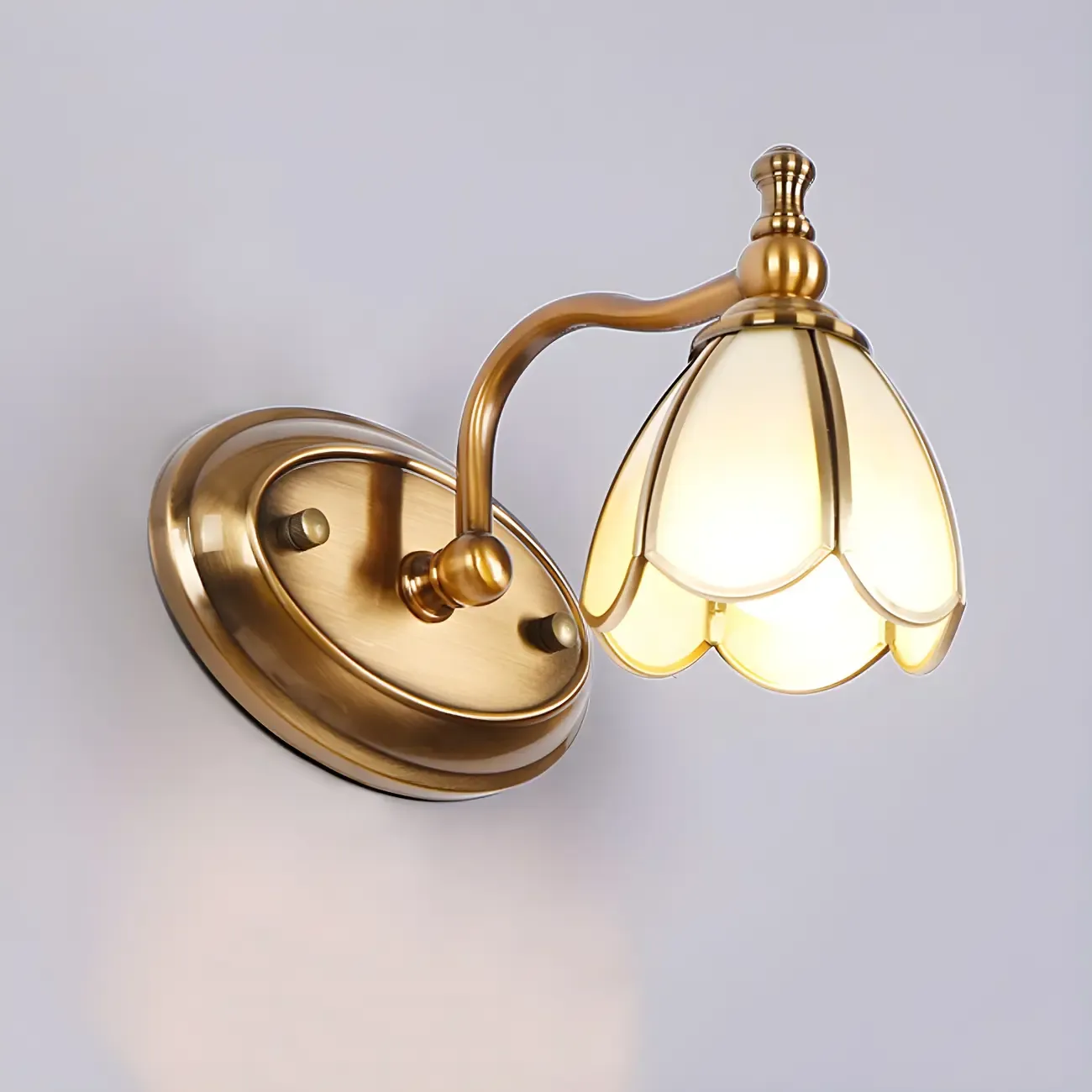 3-Light Vintage Brass Floral Bathroom Vanity Light - HomeyFad