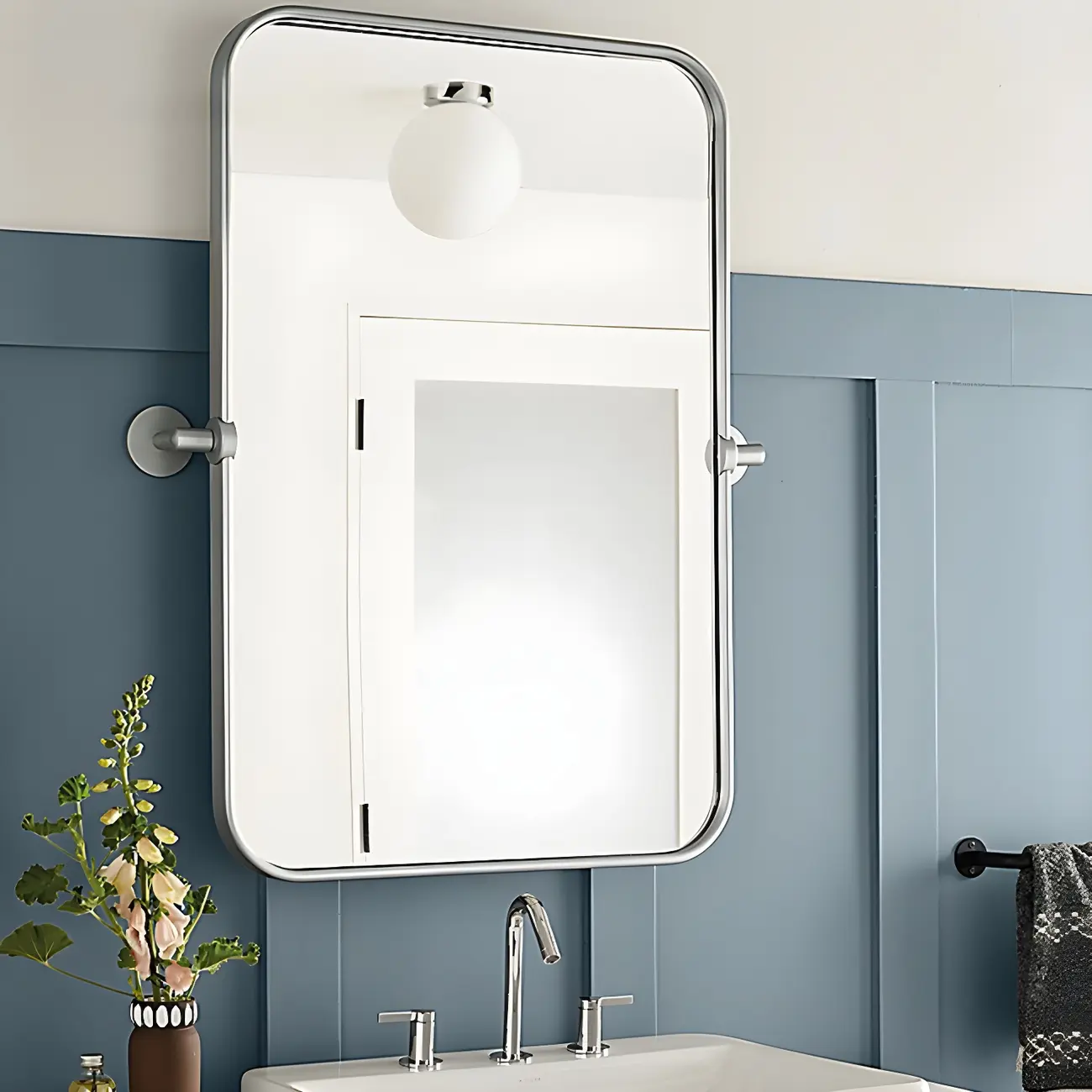 Modern Minimalist Globe Vanity Light Bathroom Wall Single Light | homeyfad