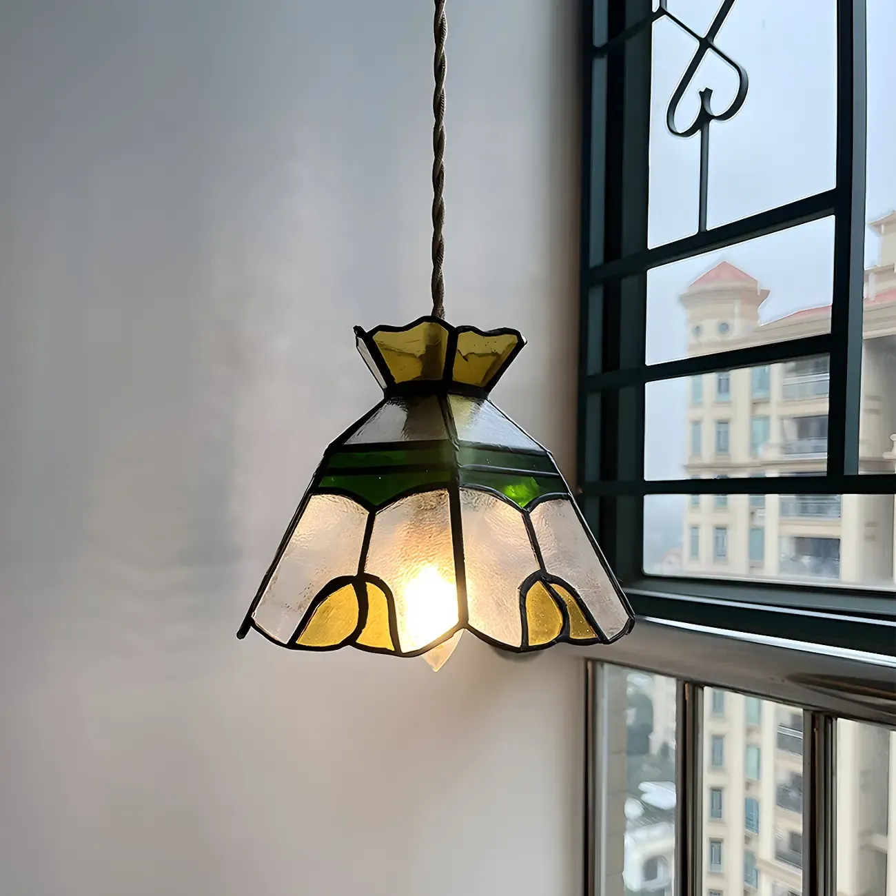 Floral Stained Glass Brass Pendant Light Adjustable Height Image - 3