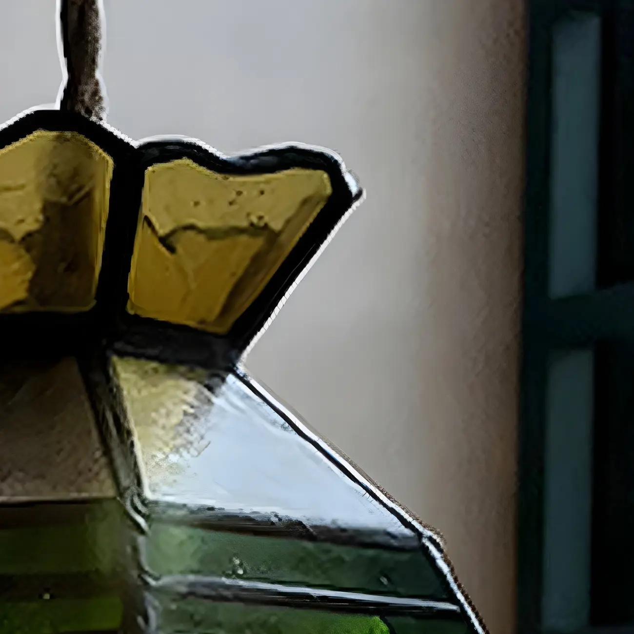 Floral Stained Glass Brass Pendant Light Adjustable Height Image - 6 | homeyfad