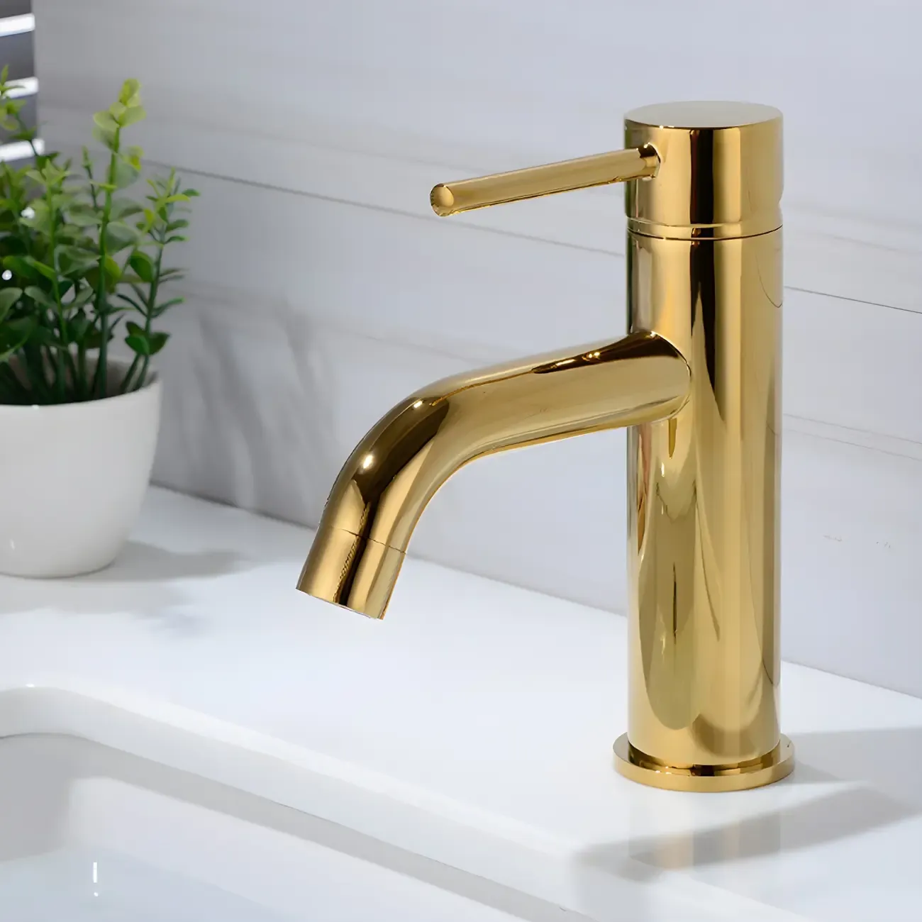 Luxurious Brushed Gold Bathroom Sink Faucet with Single Handle Image - 15