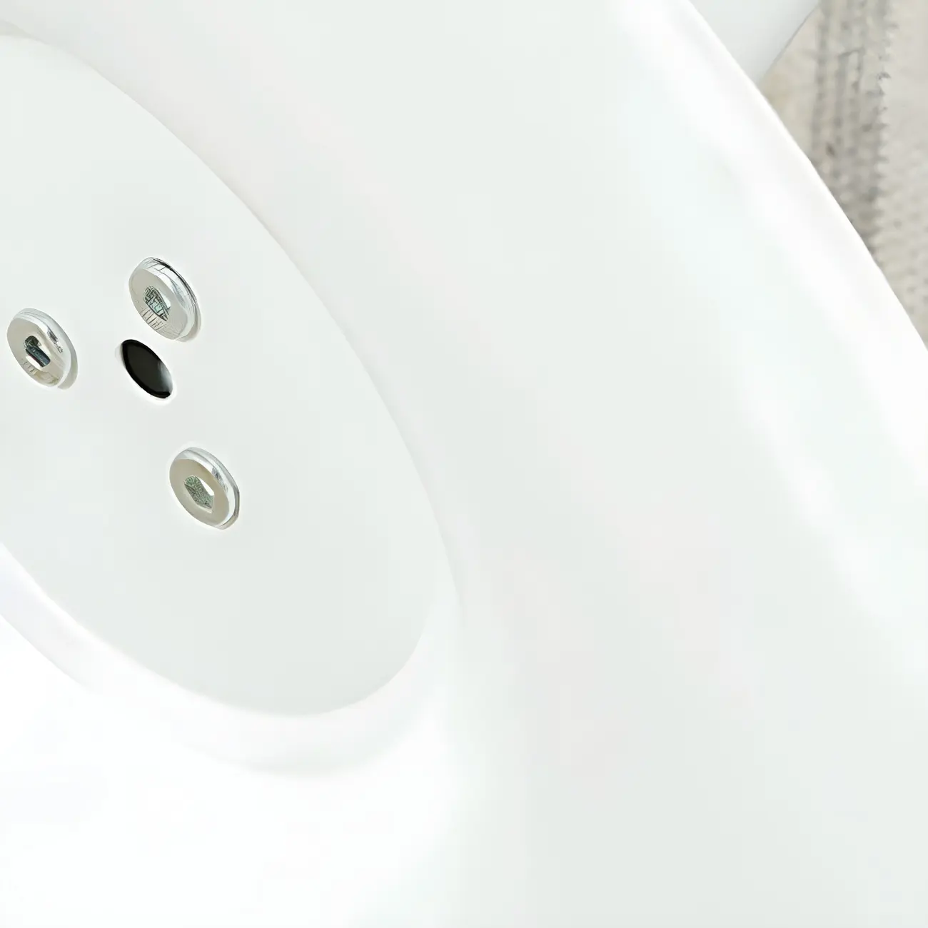 Simple White Round Metal Small Cocktail Bar Table Image - 11 | homeyfad