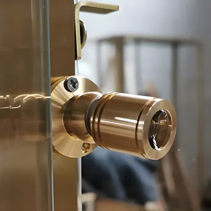 Glam Clear Glass Shelf Black Metal Frame Curio Cabinet Image - 12