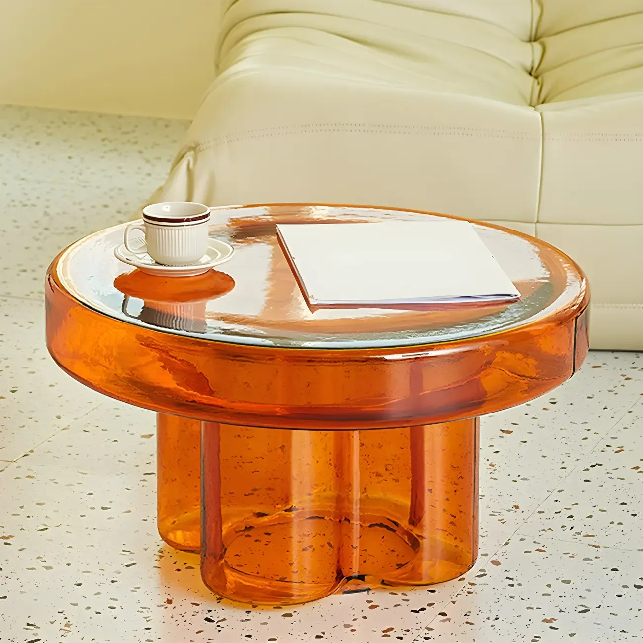 Simple Modern Round Clear Glass Coffee Table Image - 1