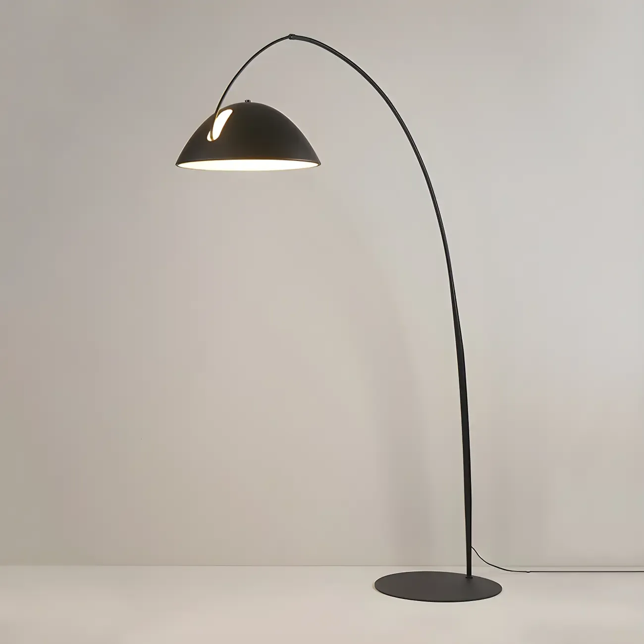 Black Metal Fishing Line Cone Floor Lamp Image - 6